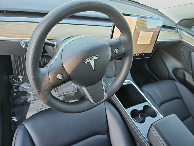 Used 2022 Tesla Model 3 Long Range AWD/4WD image 16