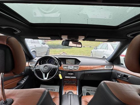 Used 2014 Mercedes-Benz E 350 4MATIC Sedan image 17
