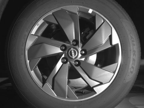 Used 2025 Nissan Rogue SV FWD image 14