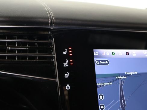 Used 2022 Jeep Wagoneer Series III w/ Convenience Group I image 8