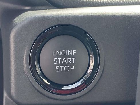 Used 2025 Toyota Tacoma TRD Sport image 24