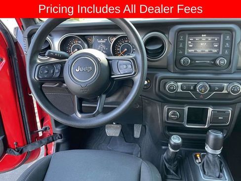 Used 2019 Jeep Wrangler Sport AWD/4WD image 17