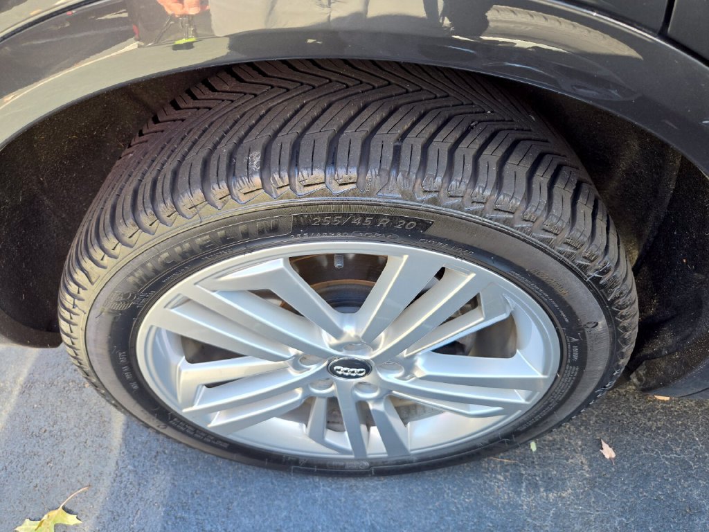 Used 2018 Audi Q5 Prestige w/ Prestige Package AWD/4WD image 13