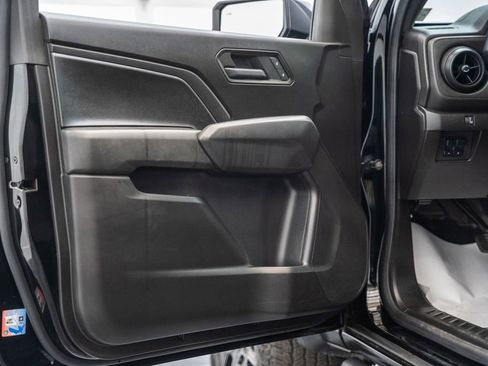 Used 2025 Chevrolet Colorado Trail Boss AWD/4WD image 40