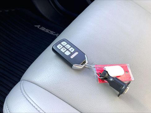 Used 2022 Honda Odyssey EX-L image 14