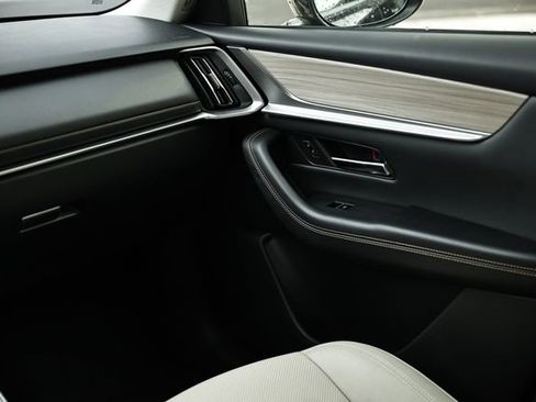 Used 2024 MAZDA CX-90 3.3 Turbo w/ Preferred Package image 29