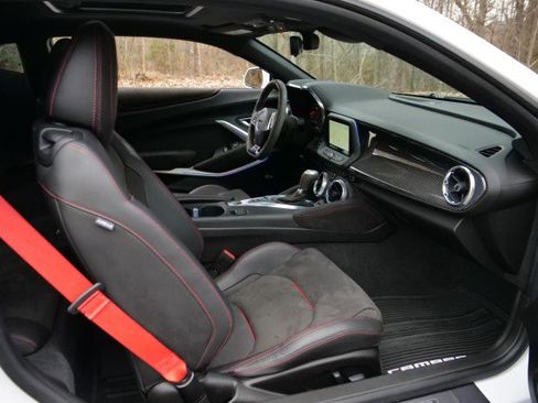 Used 2021 Chevrolet Camaro ZL1 image 35