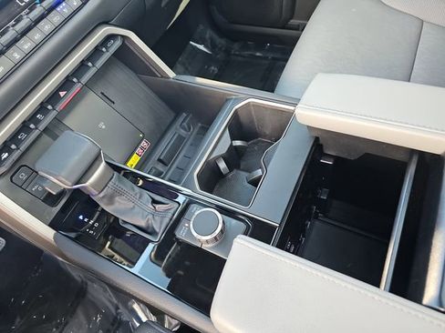 Used 2025 Toyota Tundra Limited RWD image 24