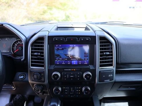 Used 2020 Ford F150 Raptor w/ Equipment Group 802A Luxury AWD/4WD image 19