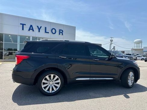 Used 2020 Ford Explorer Limited RWD image 18