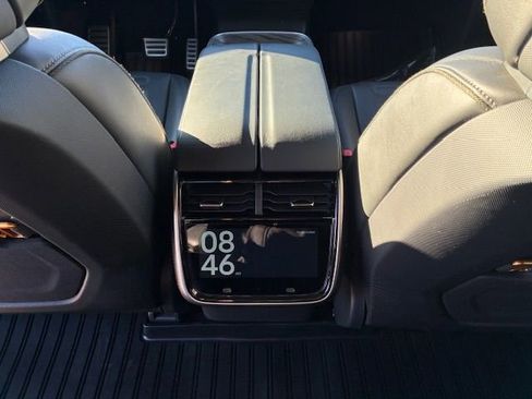 Used 2022 Rivian R1T Launch Edition image 22