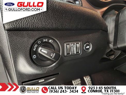 Used 2019 Dodge Challenger R/T image 16