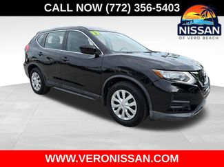 Used 2017 Nissan Rogue S FWD 360° Tour
