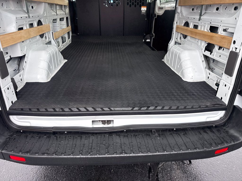 Used 2025 Ford Transit 250 Low Roof w/ Exterior Upgrade Package RWD image 13