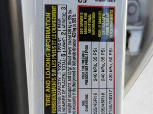 Certified 2020 Toyota Camry SE image 14