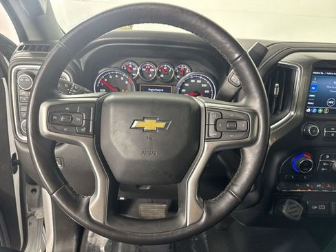 Used 2022 Chevrolet Silverado 1500 LT w/ Safety Package AWD/4WD image 10