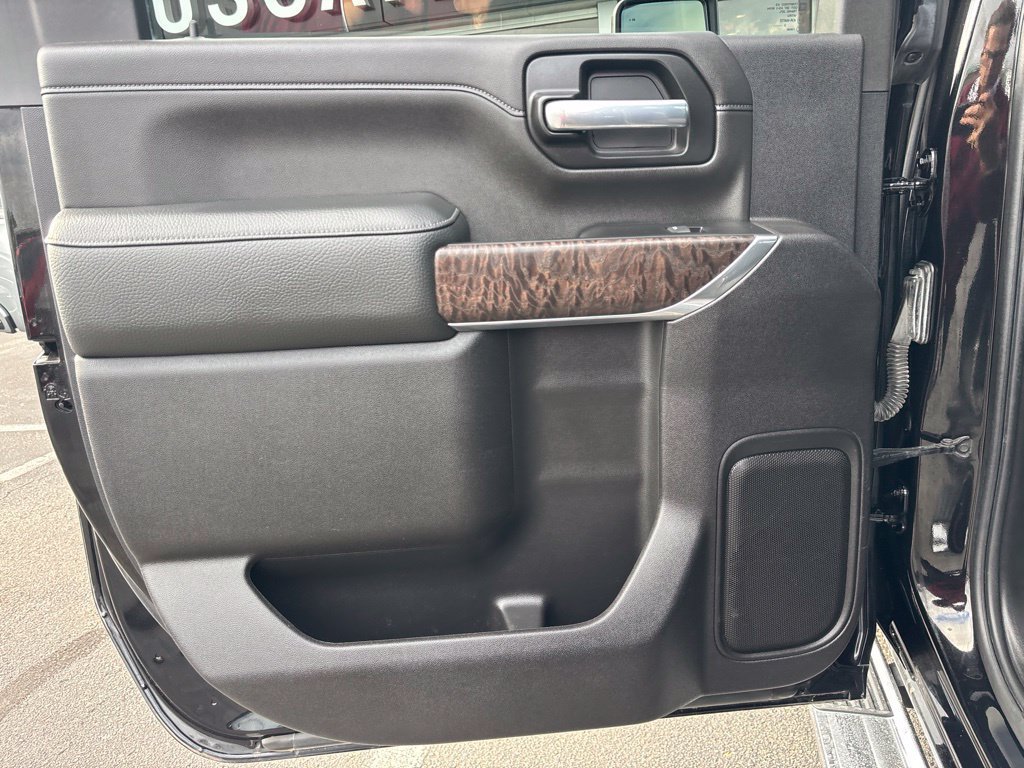 Used 2022 GMC Sierra 2500 Denali w/ Denali Ultimate Package AWD/4WD image 28