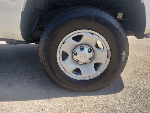 Used 2020 Toyota Tacoma SR RWD image 21