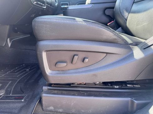 Used 2015 Chevrolet Silverado 2500 LTZ w/ Snow Plow Prep Package AWD/4WD image 13