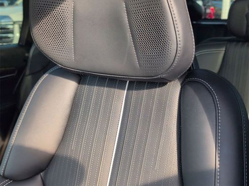 Used 2026 Cadillac Vistiq Sport image 22