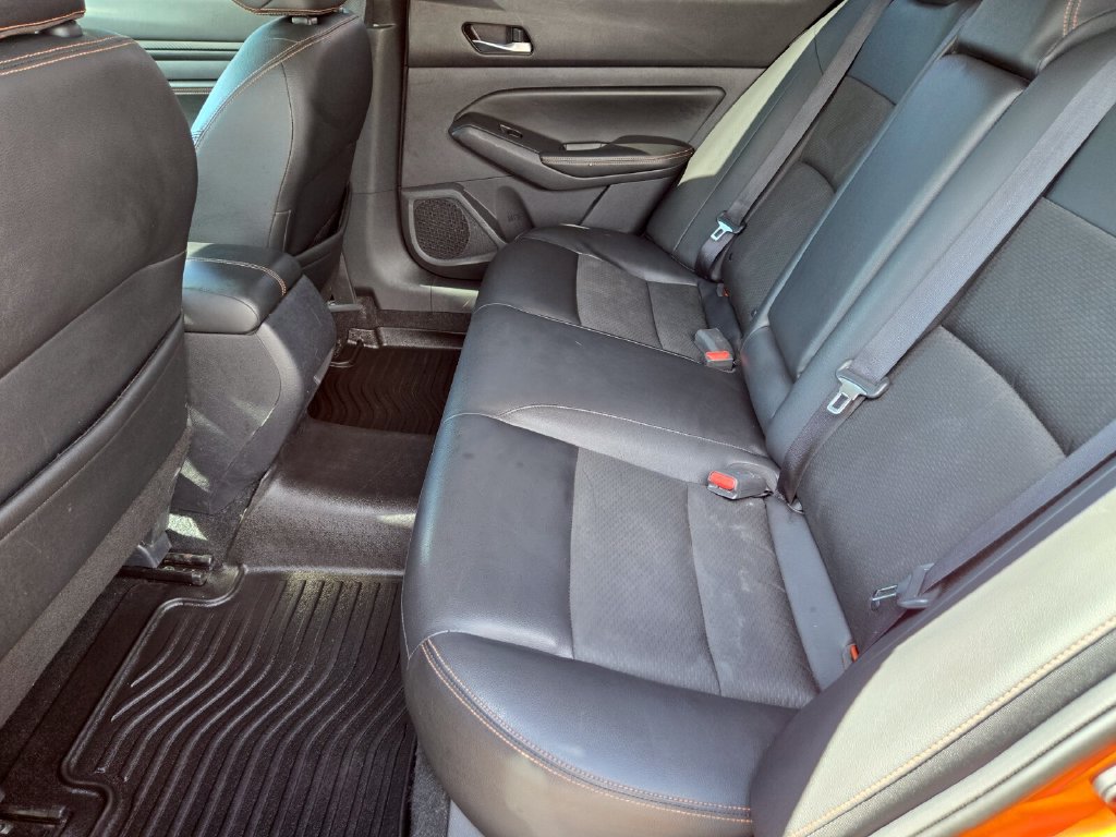 Used 2019 Nissan Altima 2.5 SR w/ SR Premium Package FWD image 13