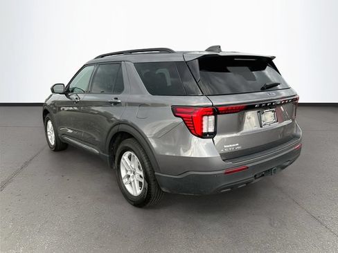 Used 2025 Ford Explorer Active RWD image 27