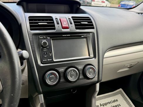 Used 2014 Subaru Forester 2.5i Touring AWD/4WD image 20