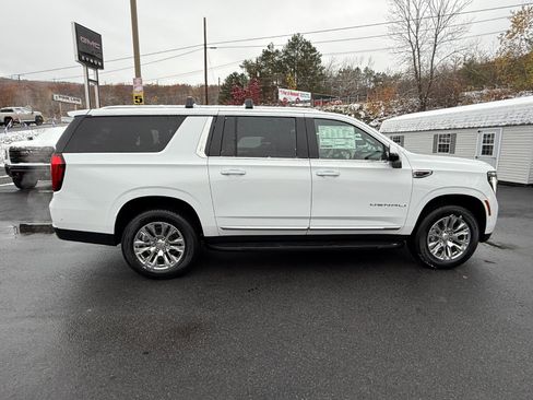 New 2026 GMC Yukon XL Denali image 6