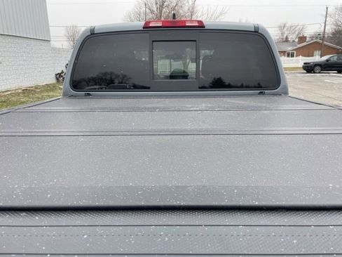 Used 2022 Nissan Frontier PRO-4X image 13