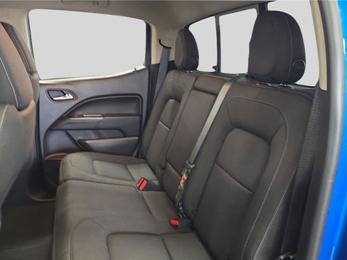 Used 2021 Chevrolet Colorado LT w/ LT Convenience Package image 15