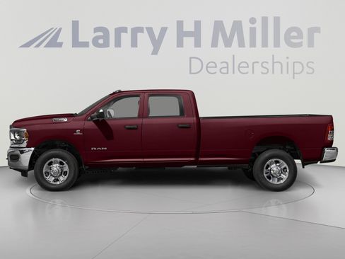Used 2022 RAM 2500 Laramie w/ Night Edition AWD/4WD image 6