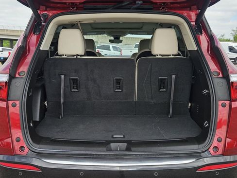 Used 2023 Buick Enclave Premium w/ Experience Buick Package FWD image 8