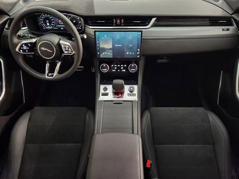 New 2026 Jaguar F-PACE SVR image 4