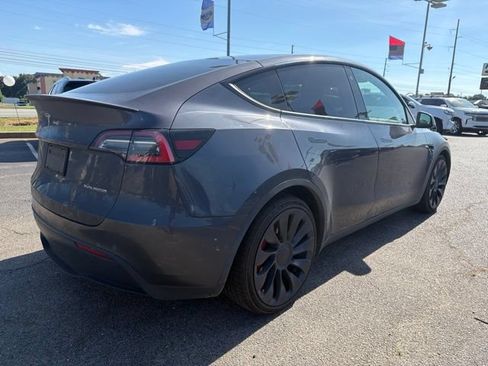 Used 2021 Tesla Model Y Performance AWD/4WD image 3
