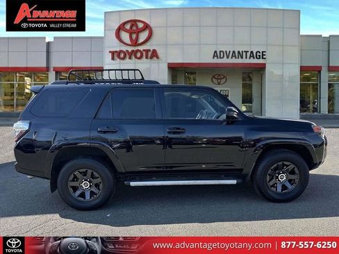 Certified 2022 Toyota 4Runner Trail Special Edition AWD/4WD image 5