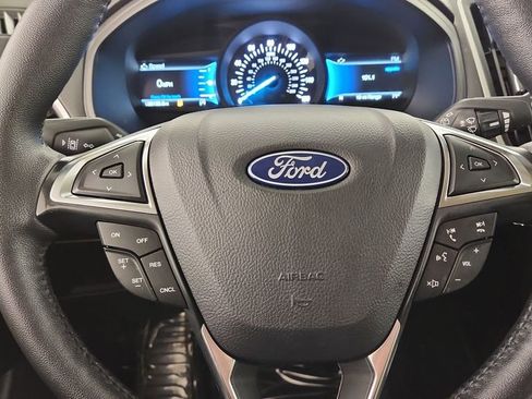 Certified 2024 Ford Edge SEL w/ Convenience Package AWD/4WD image 12