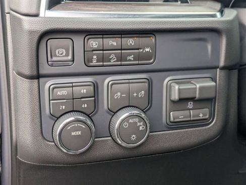New 2026 Chevrolet Suburban LS w/ LS Custom Edition AWD/4WD image 13