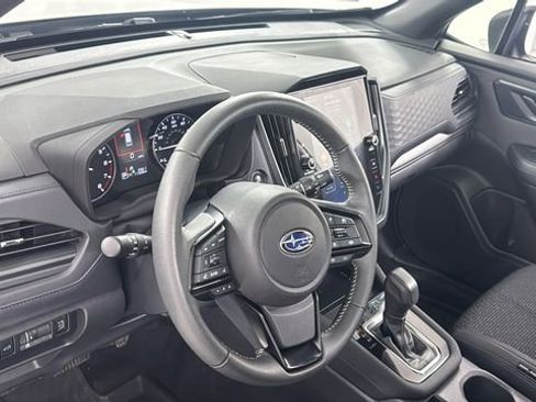 Used 2025 Subaru Forester Premium image 36