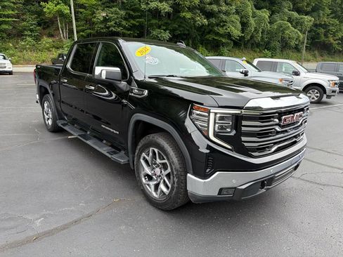 Certified 2022 GMC Sierra 1500 SLT w/ SLT Premium Plus Package AWD/4WD image 5