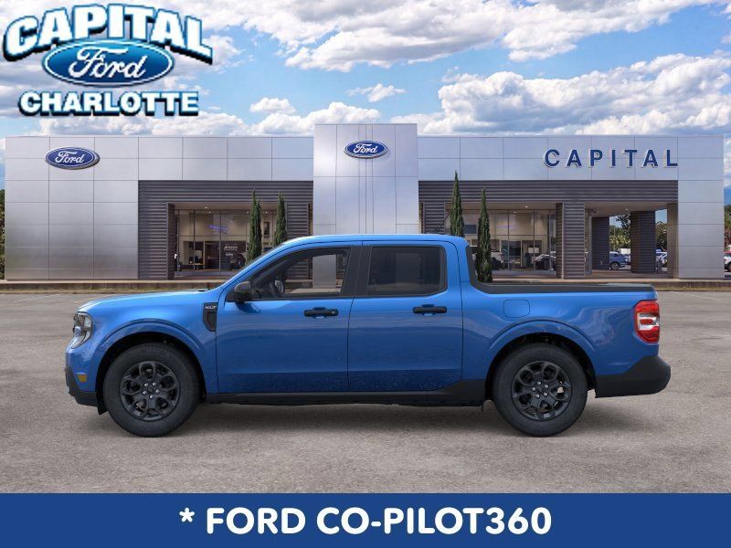 New 2026 Ford Maverick XLT w/ XLT Luxury Package FWD image 3