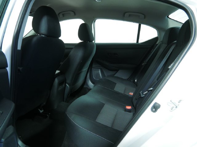 Used 2025 Nissan Sentra SV FWD image 16