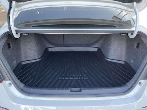 Used 2020 Honda Accord EX-L image 9