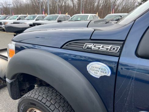 Used 2014 Ford F550 4x4 Regular Cab Super Duty image 17