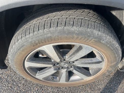 Used 2024 Honda Pilot Touring image 8