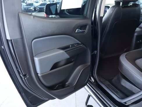 Used 2015 Chevrolet Colorado Z71 image 26