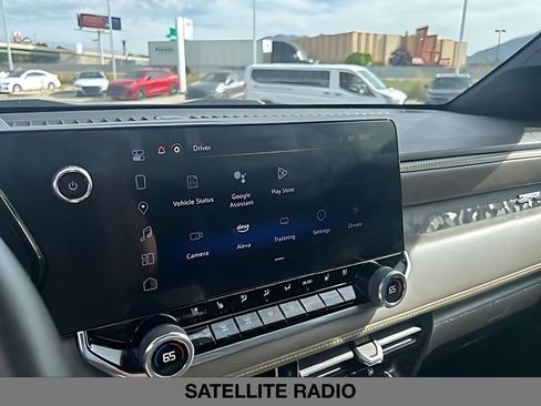 Used 2023 Chevrolet Colorado ZR2 w/ ZR2 Convenience Package III AWD/4WD image 34