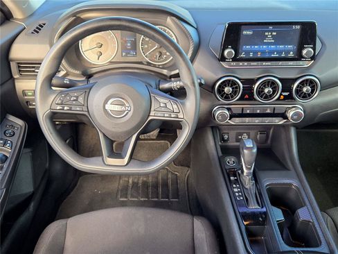 Used 2024 Nissan Sentra S FWD image 25