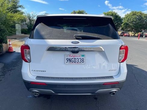 Used 2022 Ford Explorer Limited AWD/4WD image 5