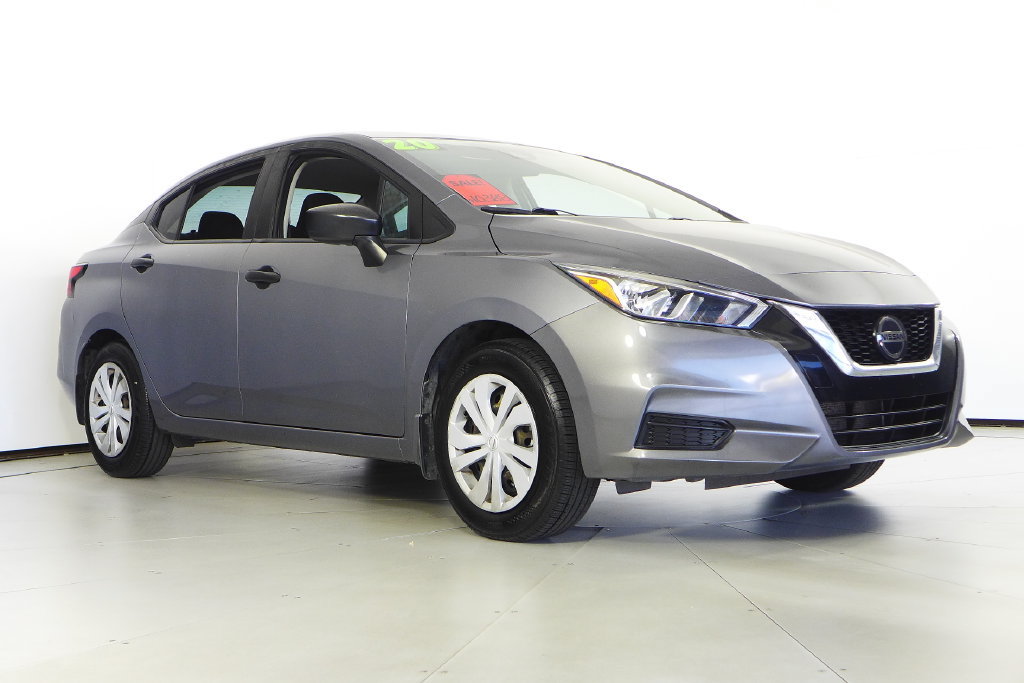 Used 2020 Nissan Versa S FWD image 4