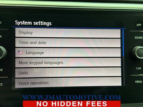 Used 2018 Volkswagen Atlas SE image 32